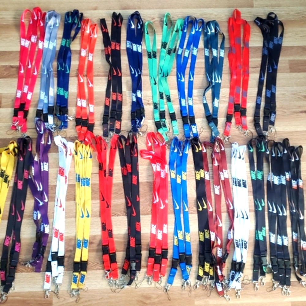 5 piece Random color Nike Lanyards - NWT - Picture 2 of 6